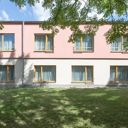 Hotel Na Sancich Prague
