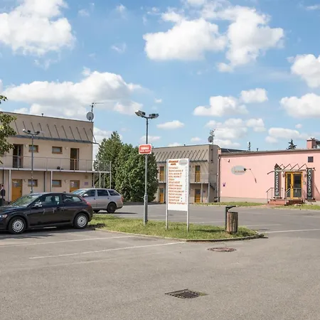 Na Sancich 3* Прага